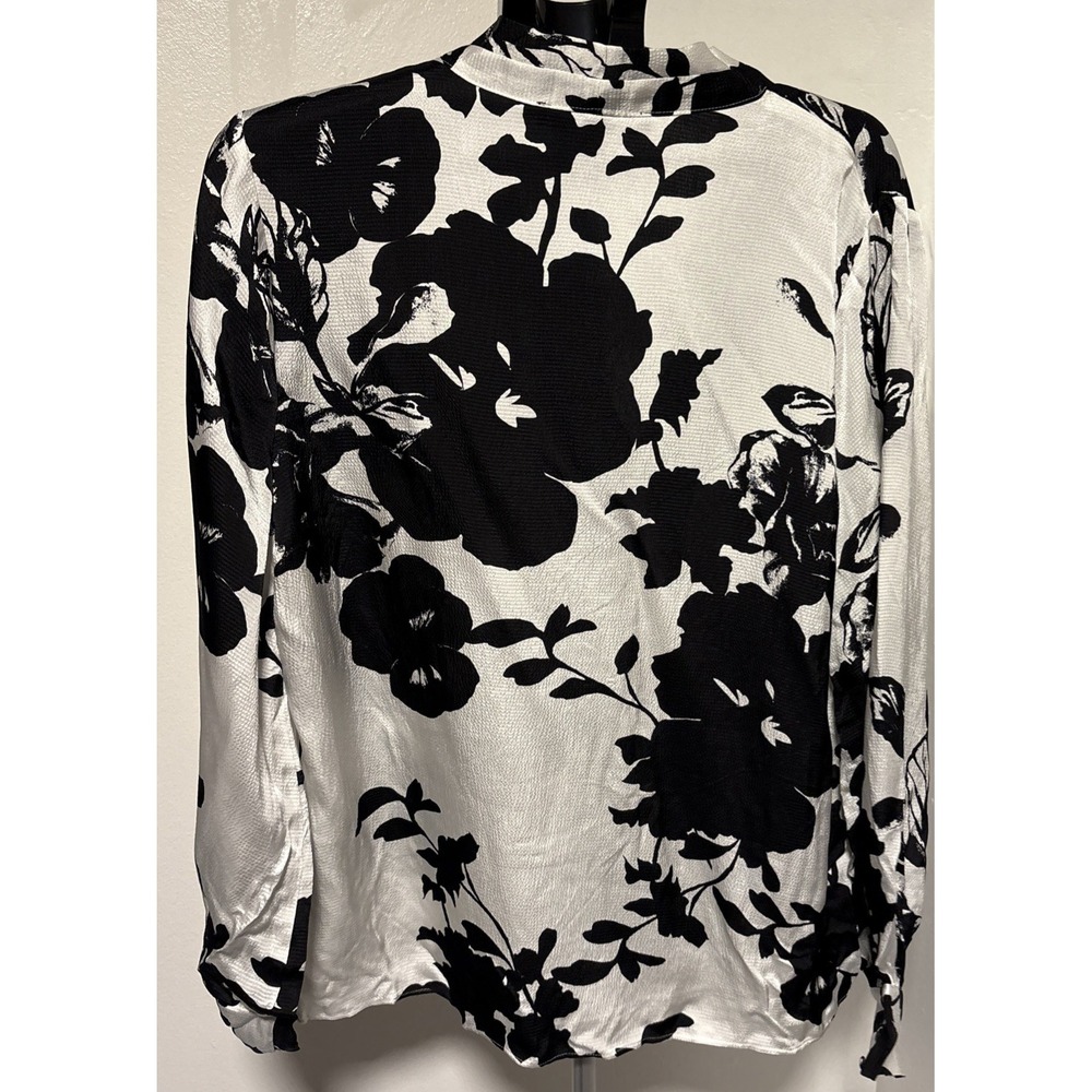 WHITE HOUSE BLACK MARKET Womens Knit TOP Long Sleeve BLACK White Size XL - Picture 5 of 7